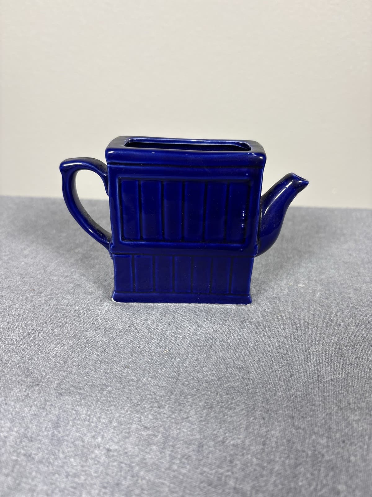 1993 Cardinal Inc Tea-Nee Teapot Blue & White Ceramic Mini Tea Pot - Thumbnail 2