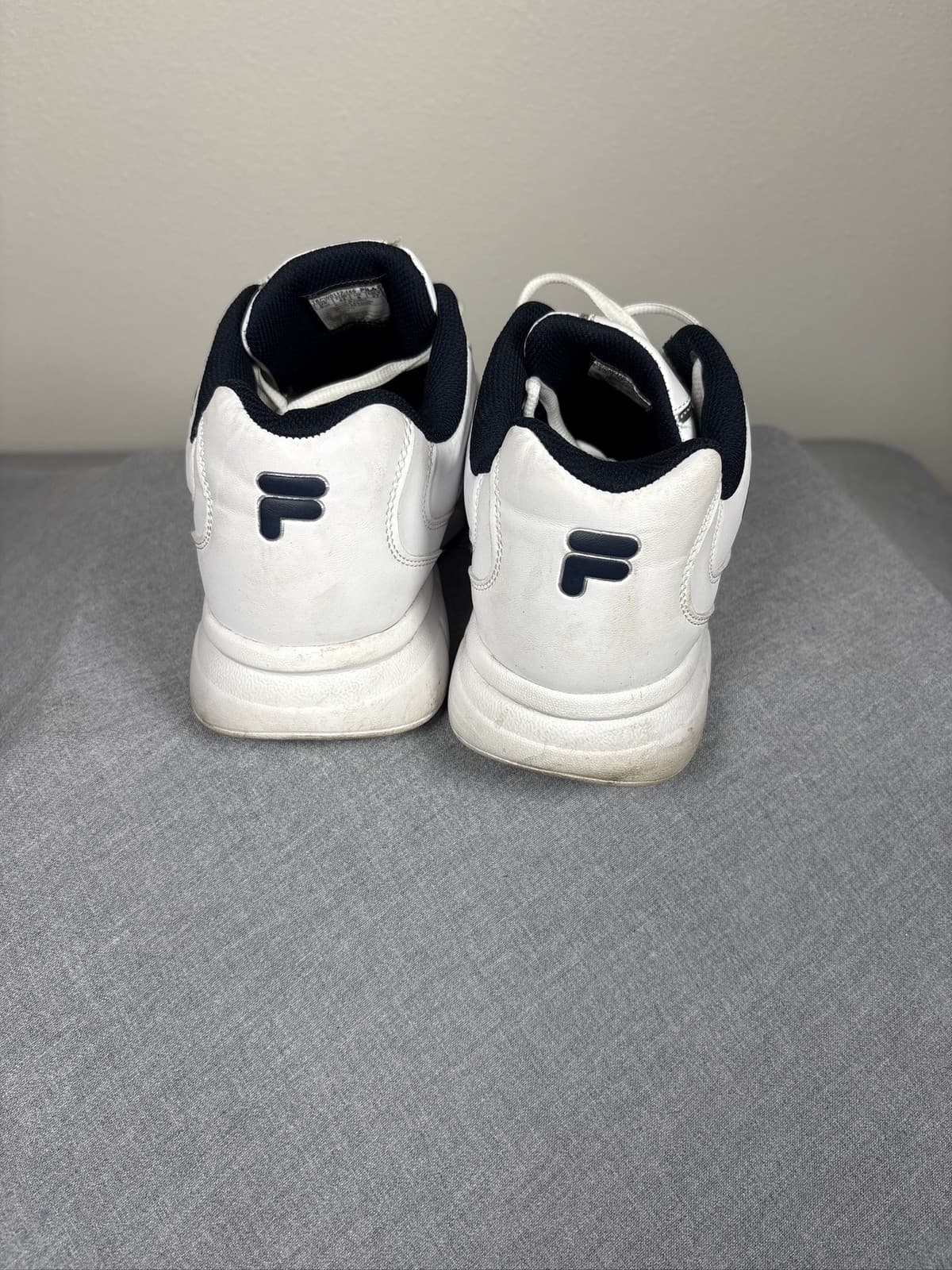 FILA Fulcrum 3 Mens White Navy Athletic Sneakers Low Lace Up Shoes 9 - Thumbnail 4