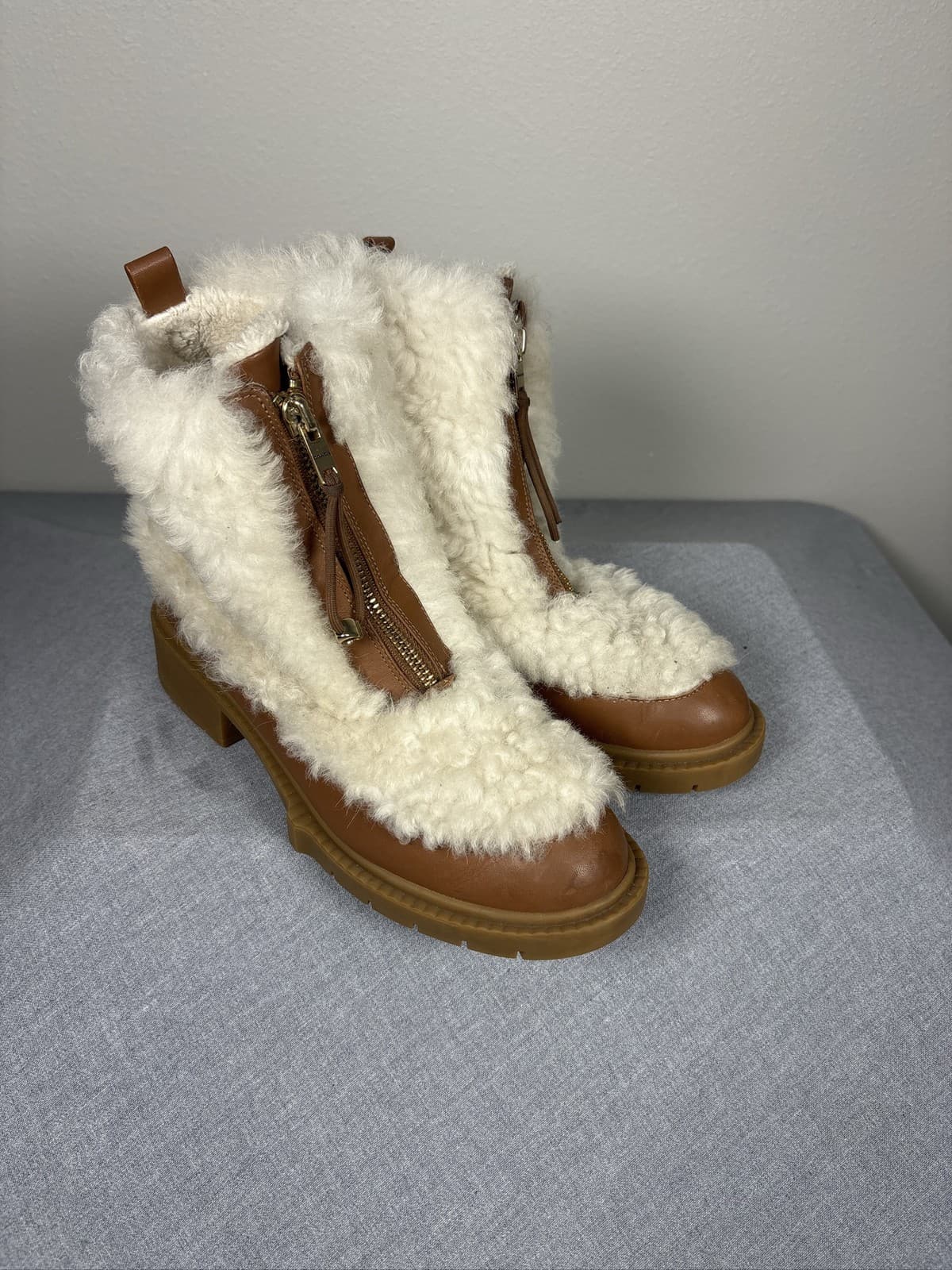 COACH Leona Leather Shearling Zip Boots Honeygum White C7456 Size 7 - Thumbnail 3