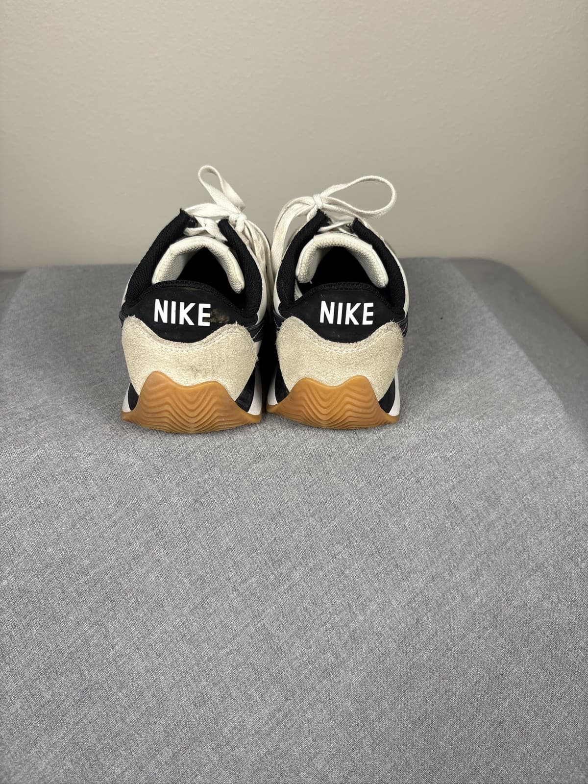Nike Pacific Womens White Black Platinum Tint Sneaker Shoes HM4771-105 Size 7 - Thumbnail 4