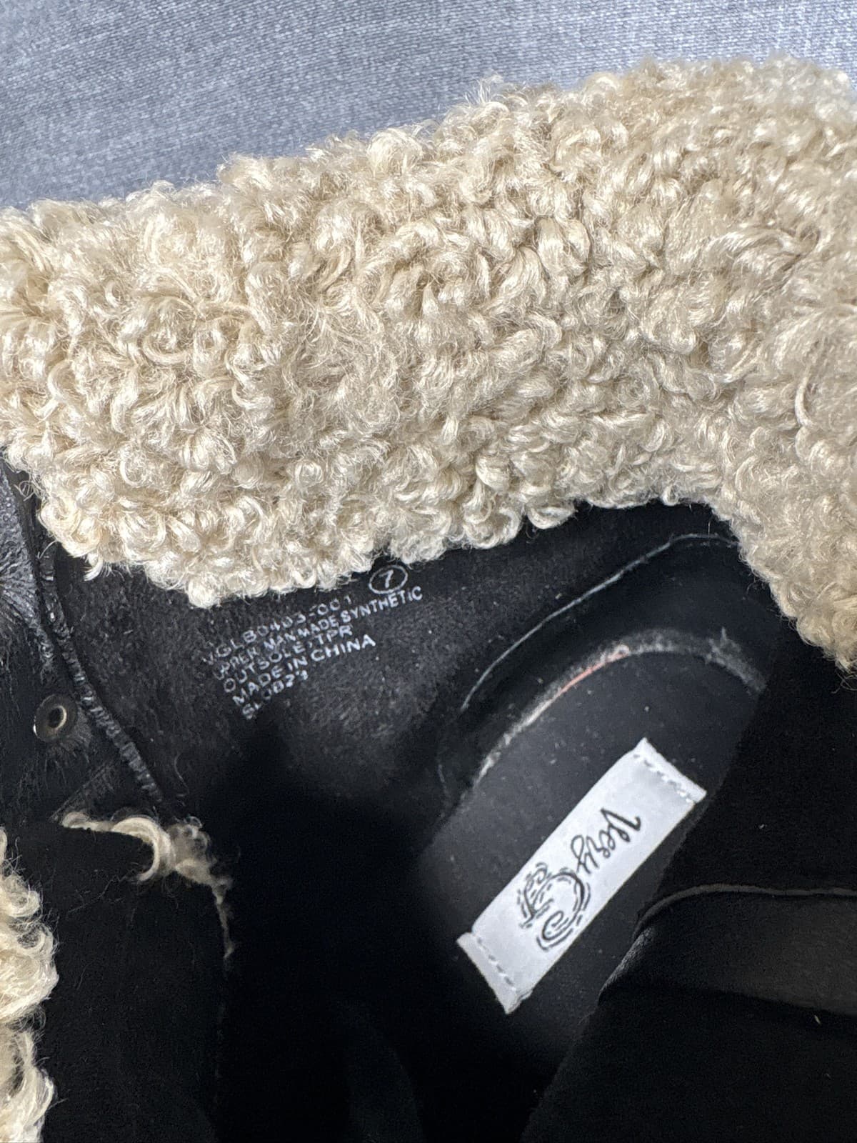 Very G Black Boots Sherpa Lined Combat Hiking Size 7 - Thumbnail 6