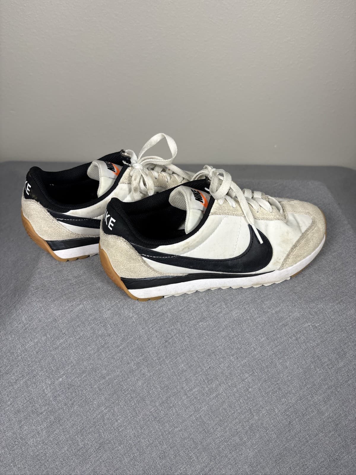 Nike Pacific Womens White Black Platinum Tint Sneaker Shoes HM4771-105 Size 7 - Thumbnail 3