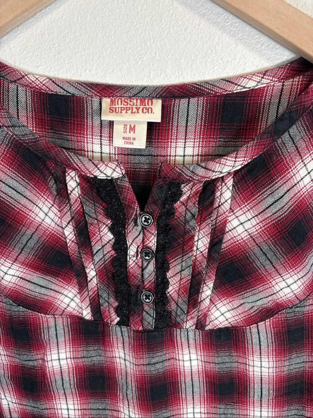 Mossimo Supply Co XS Red Black Plaid Lace Accent 3/4 Sleeve Tunic - Thumbnail 2