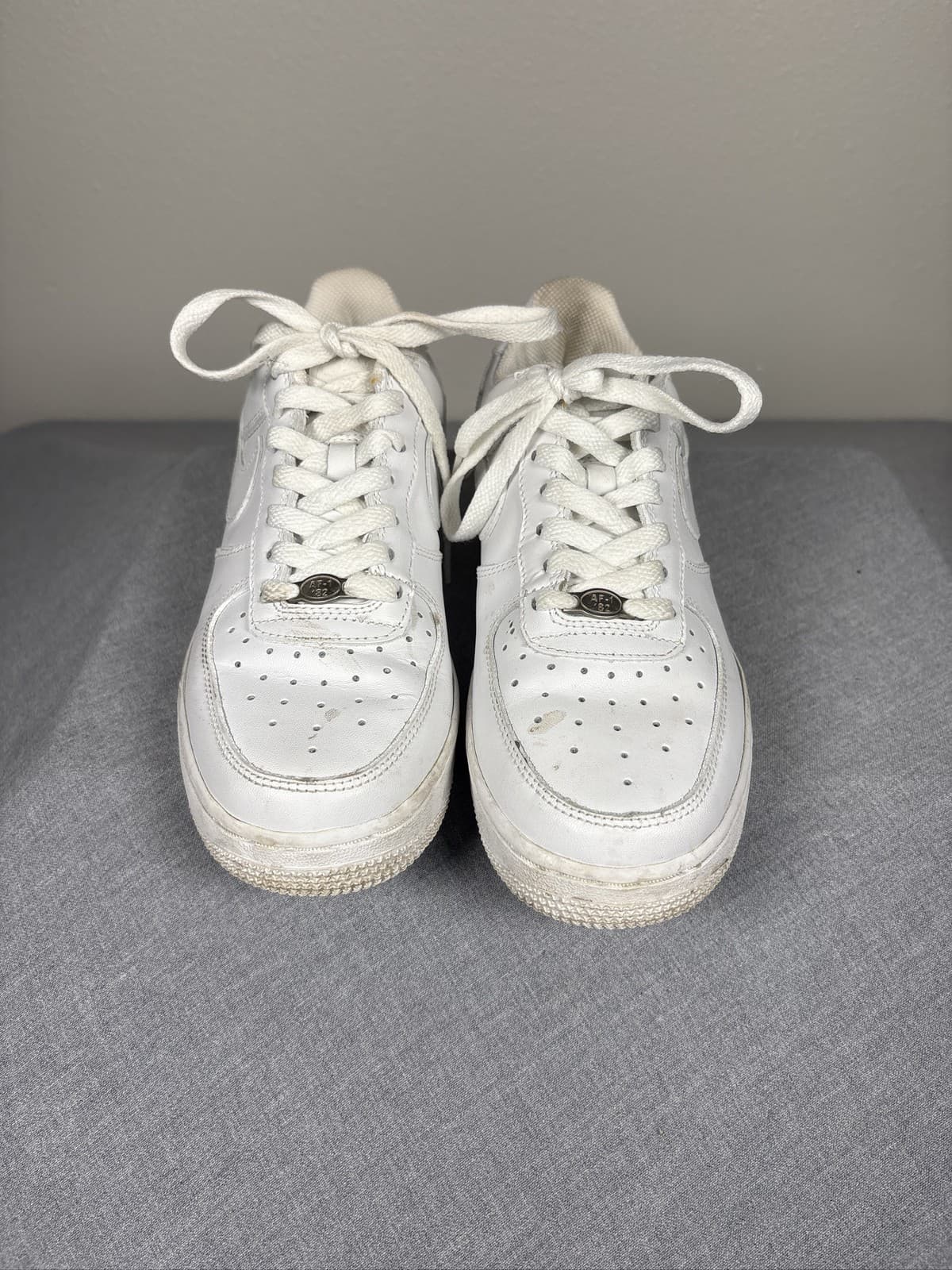 Nike Air Force 1 07 Low Triple White Men's Sneakers CW2288-111 Size 6 - Thumbnail 2