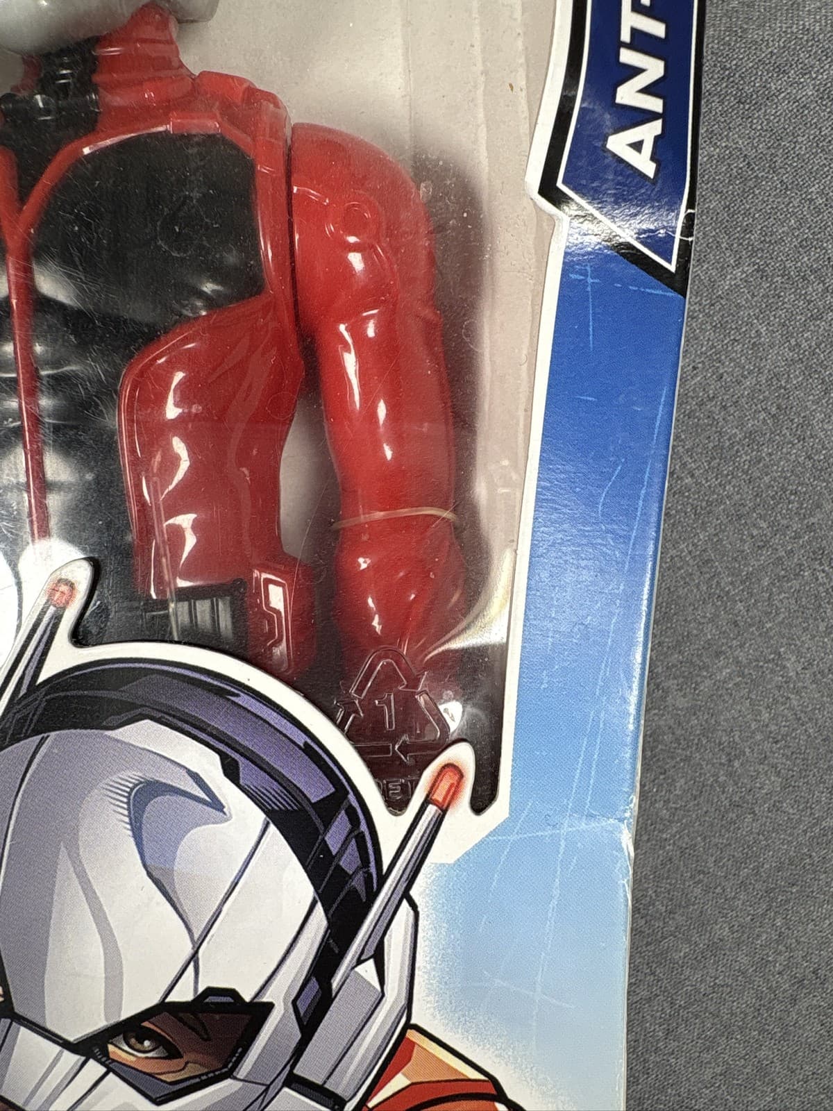 Hasbro Marvel Avengers Titan Hero Series Ant-Man 12 Inch Action Figure - Thumbnail 3