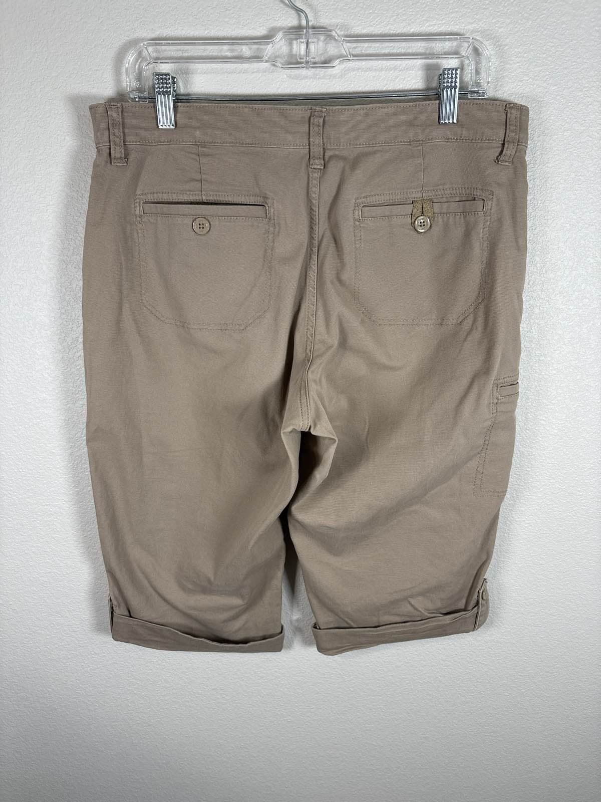 Soft Womens 12M Beige Relaxed Fit Cargo Capri Shorts - Thumbnail 6
