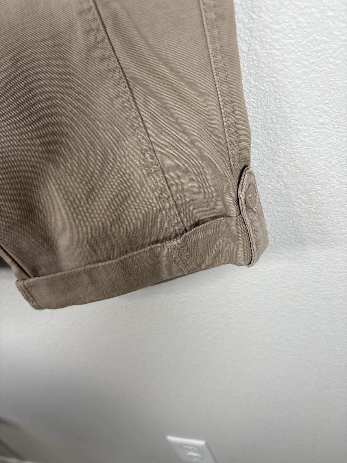 Soft Womens 12M Beige Relaxed Fit Cargo Capri Shorts - Thumbnail 3