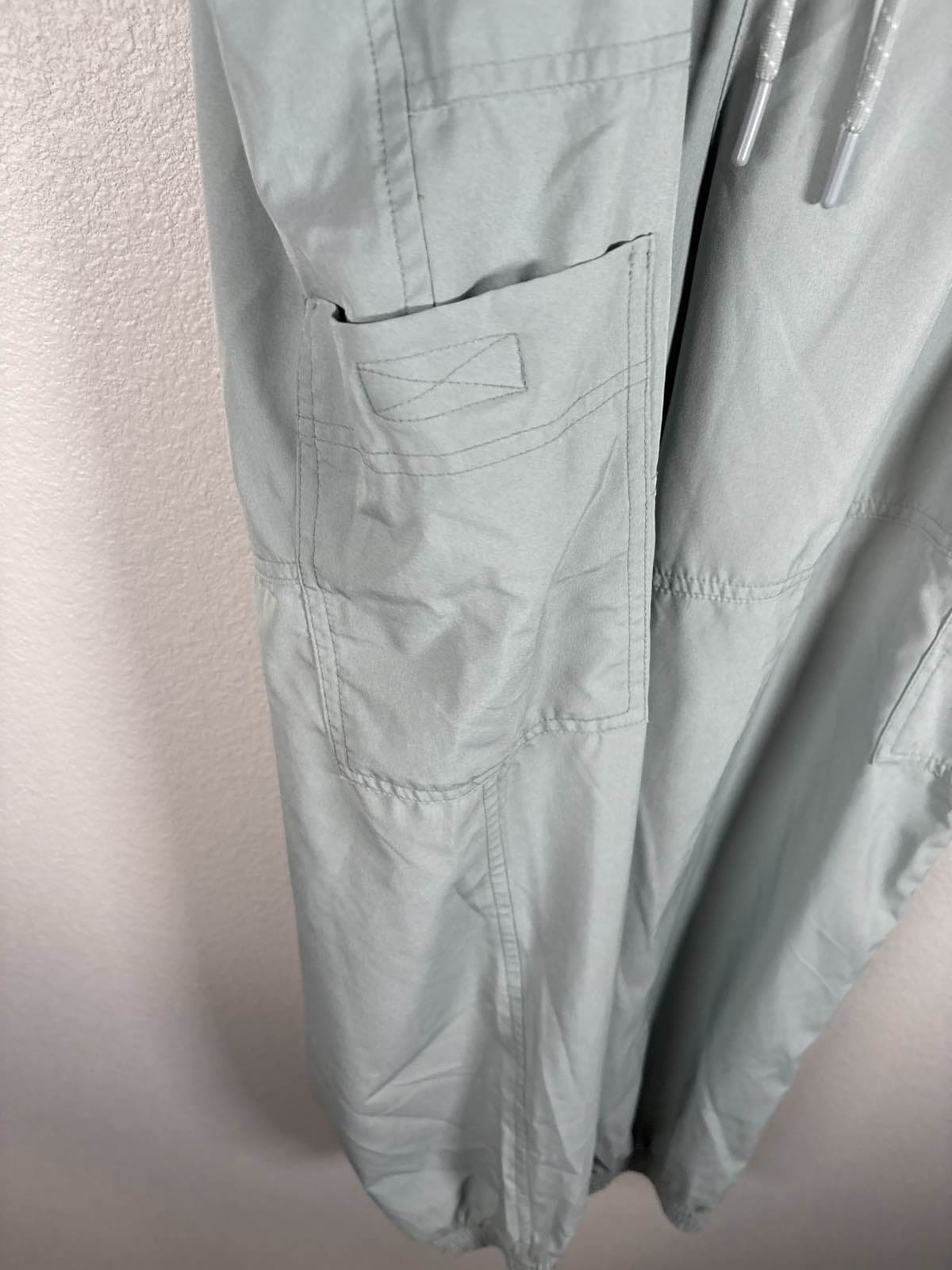 Old Navy StretchTech Jogger Pants Women's L Grey Drawstring - Thumbnail 2