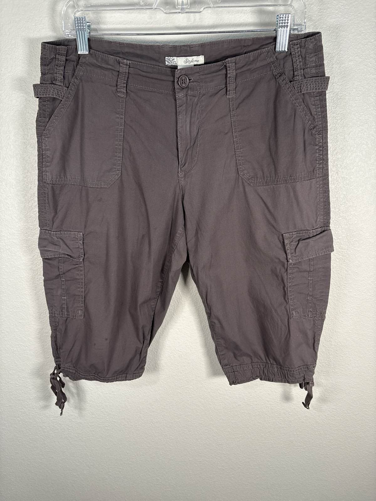 Style & Co Women's Size 10 Gray Cargo Capri Pants Drawstring Hem