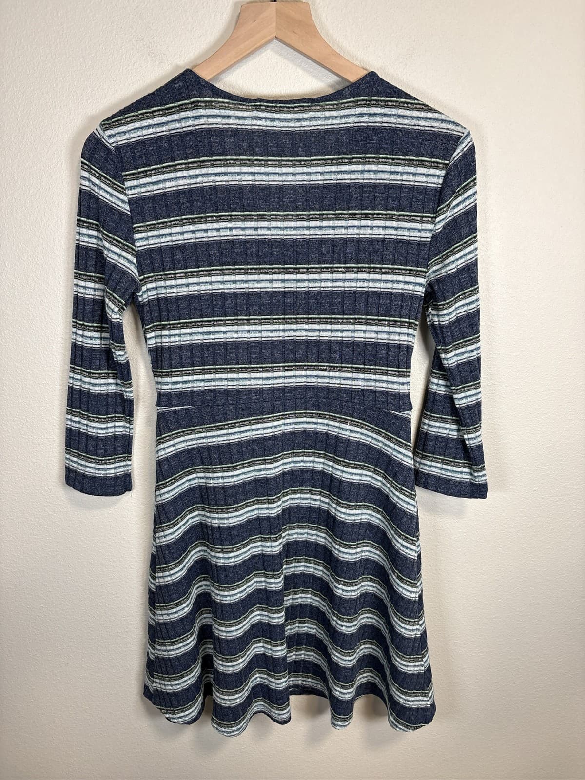 Francesca's Mi Ami Striped Ribbed Knit Faux Wrap Dress Mini 3/4 Sleeve M - Thumbnail 5