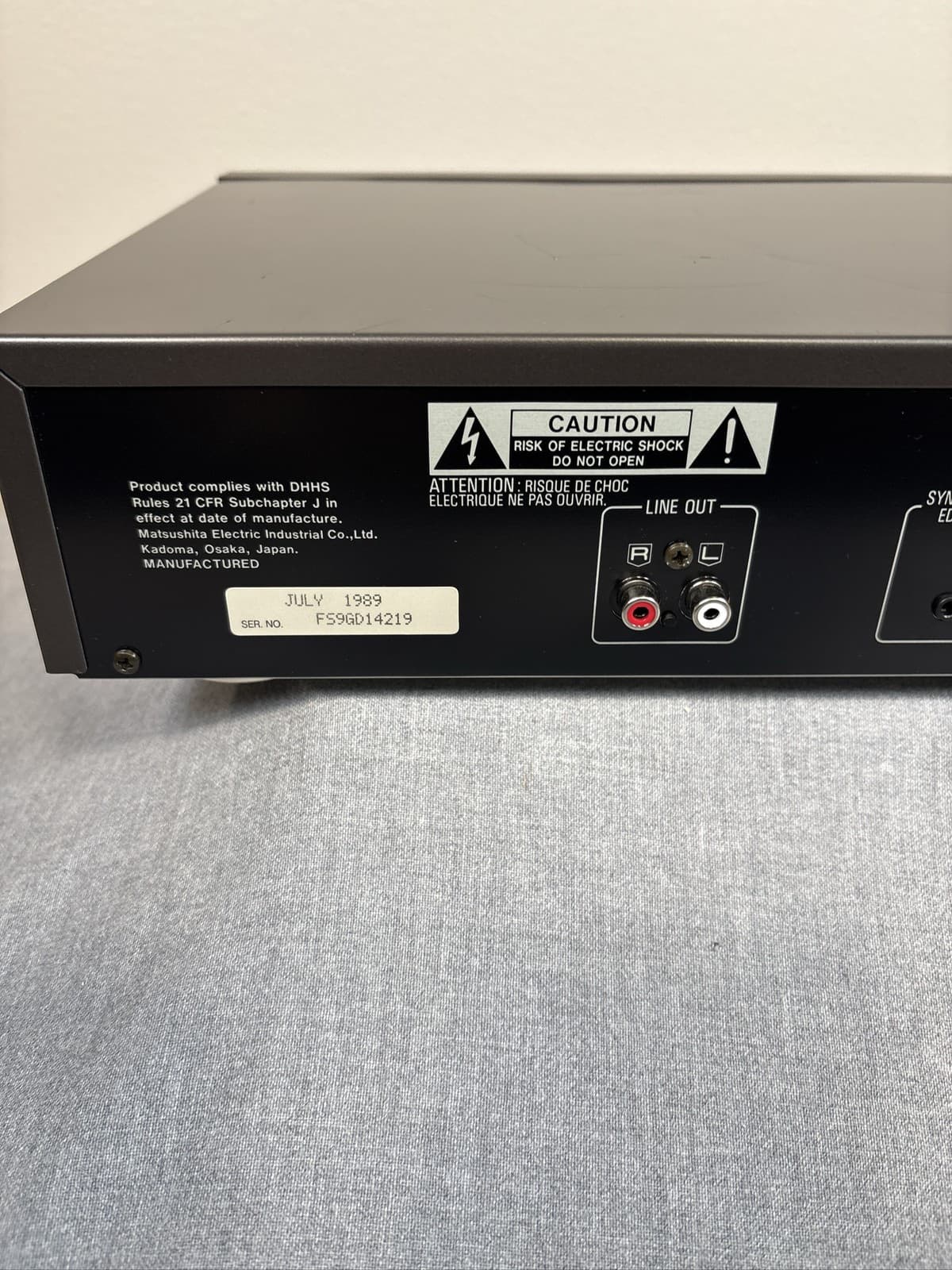 Technics SL-P101 CD Player 2DAC 4x Oversampling-Tray Doesn’t Eject - Thumbnail 7