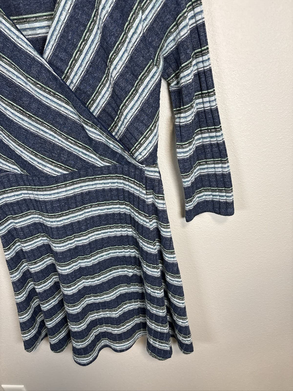Francesca's Mi Ami Striped Ribbed Knit Faux Wrap Dress Mini 3/4 Sleeve M - Thumbnail 3
