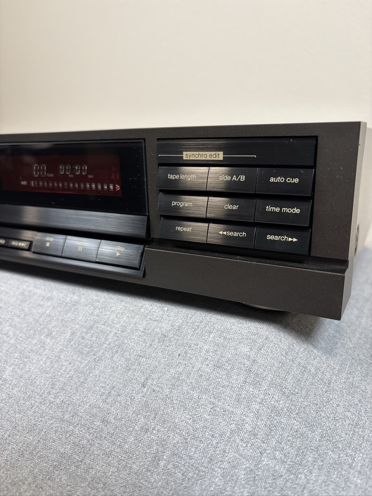 Technics SL-P101 CD Player 2DAC 4x Oversampling-Tray Doesn’t Eject - Thumbnail 2