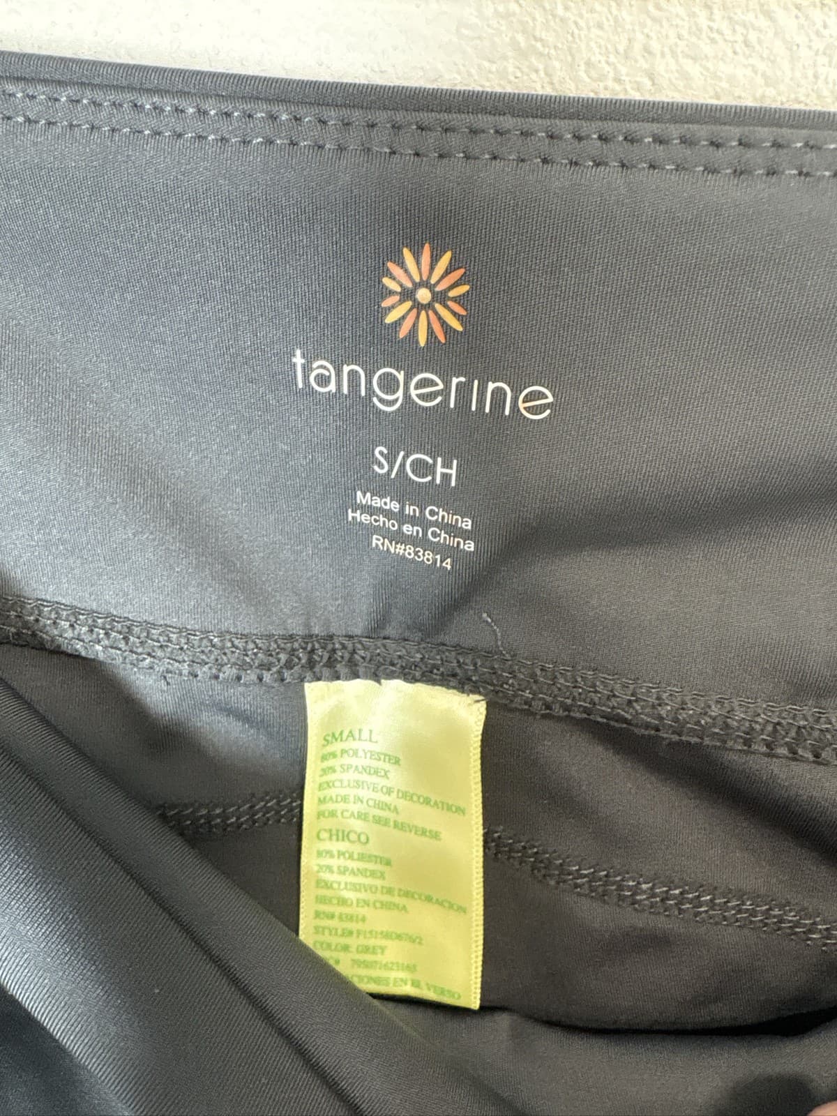 Tangerine Women Gray Active Capri Leggings Mesh Pockets Reflective S - Thumbnail 4