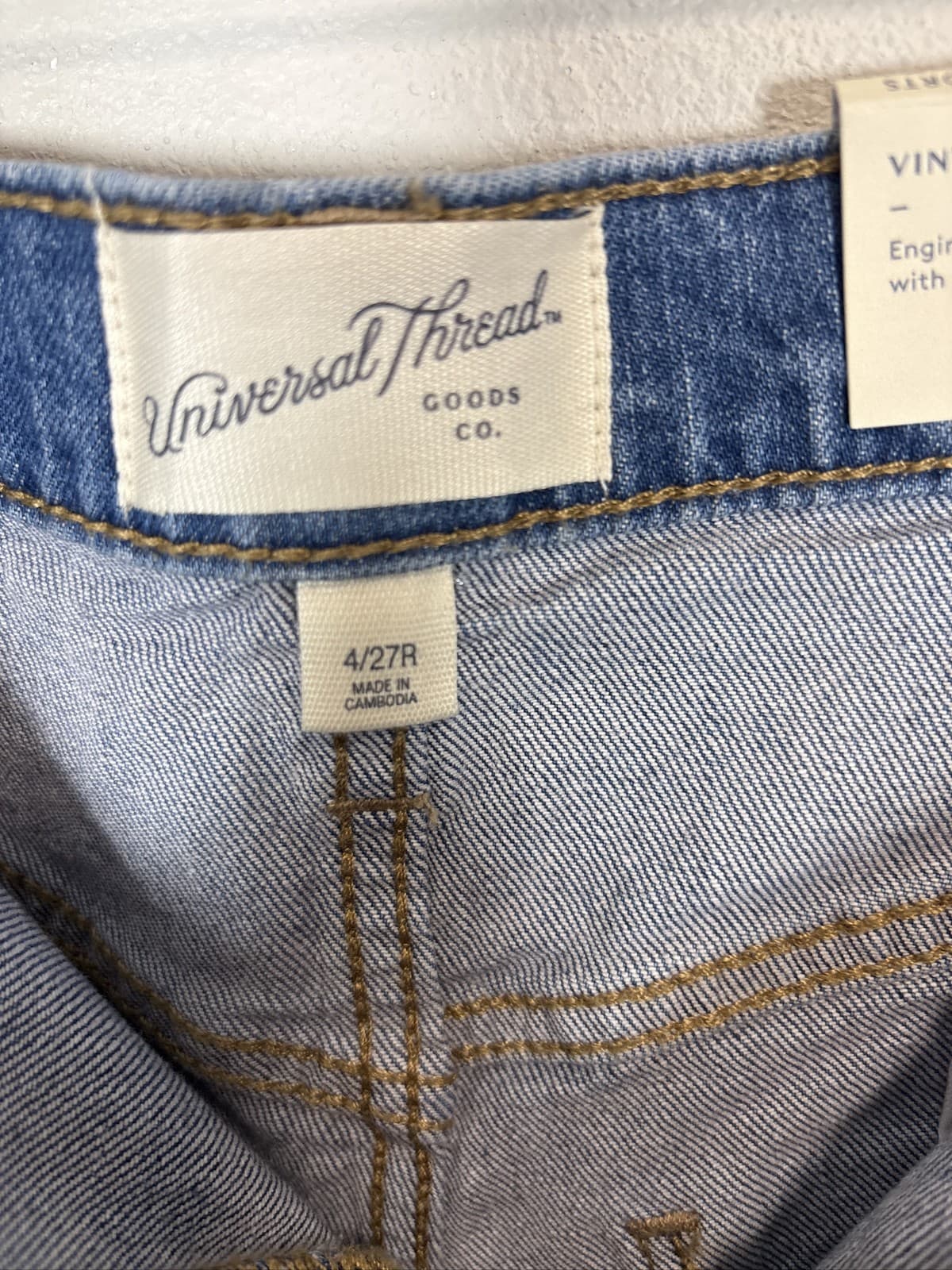 Universal Thread Women Size 4 Vintage Bermuda Denim Shorts Stretch Slim Blue - Thumbnail 5