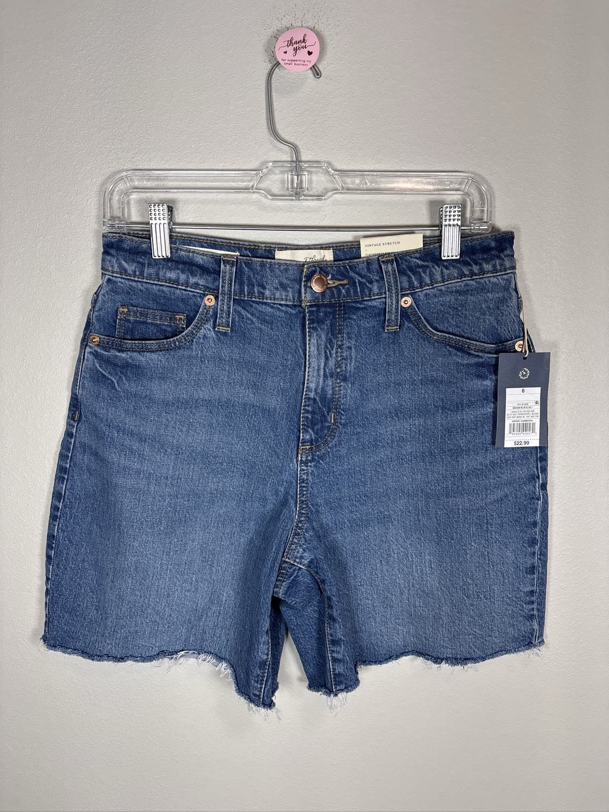 Universal Thread Womens Size 6 Denim Bermuda Shorts Raw Hem Blue Jean - Thumbnail 3