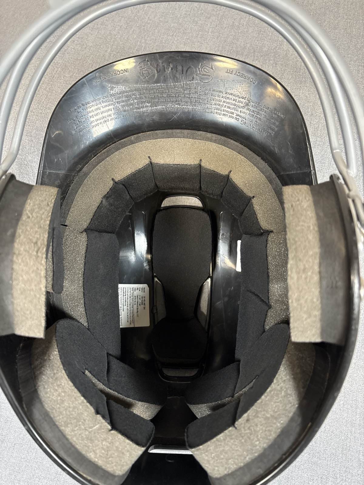 Easton Z5 Gloss Black Batting Helmet w/ Face Mask - Thumbnail 5