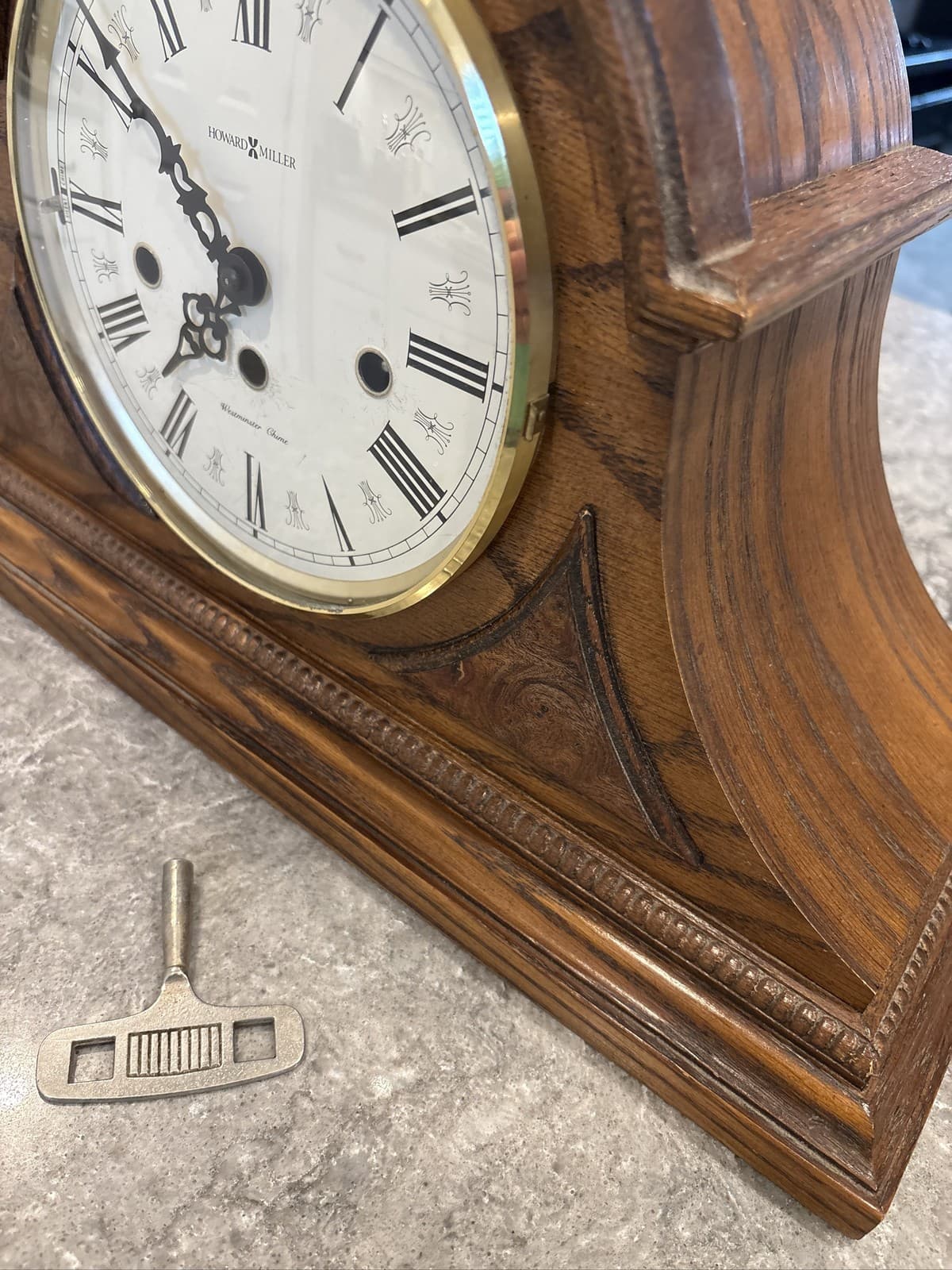Howard Miller 613-102 Worthington Oak Mantel Clock Mechanical Westminster Chime - Thumbnail 3