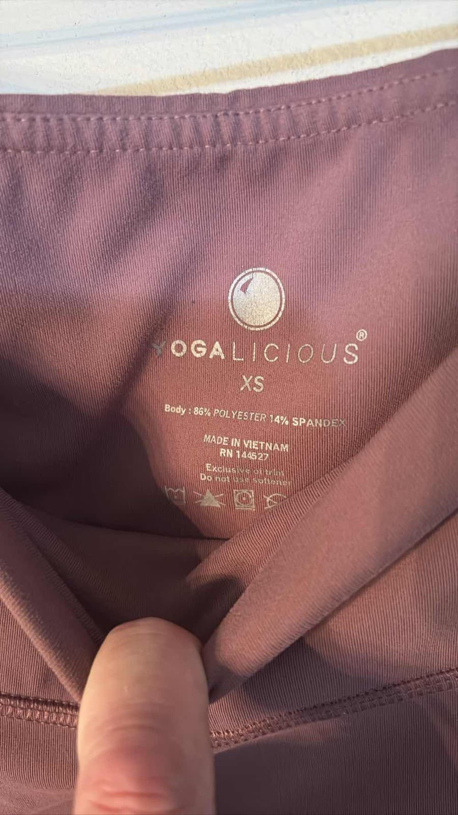 Yogalicious XS Purple Luster High Rise Capri Yoga Leggings NWT - Thumbnail 2