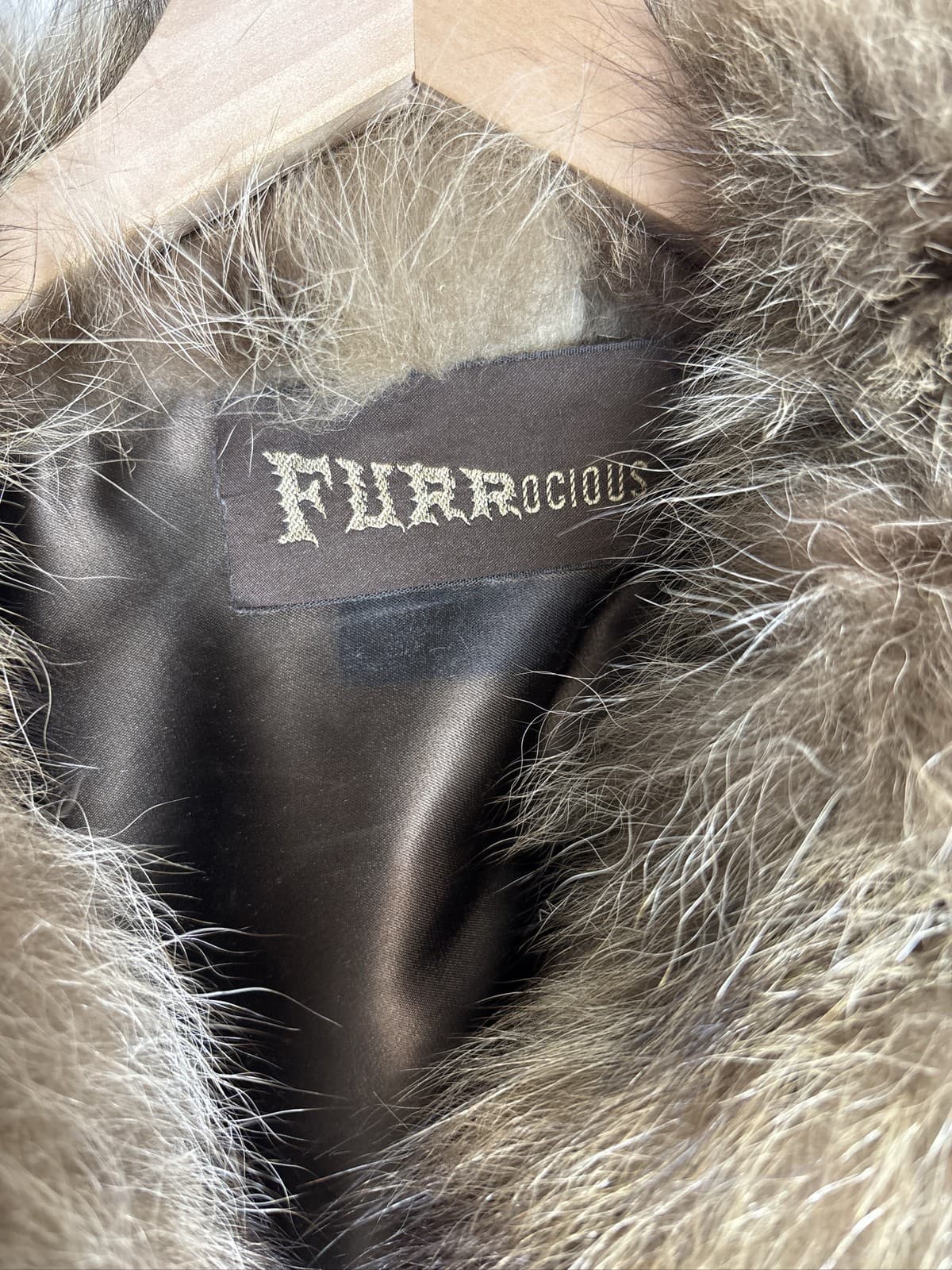 Furrocious Raccoon Fur Jacket Women Size Medium Style 184 - Thumbnail 2