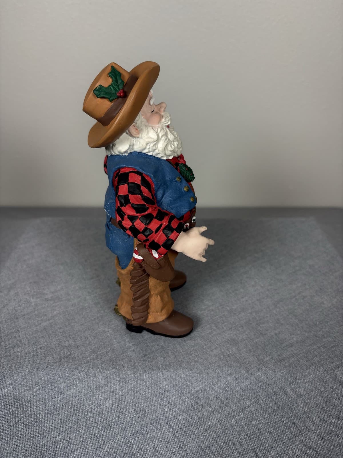 House Of Lloyd Cowboy Claus Figurine Christmas Around The World 1995 - Thumbnail 4