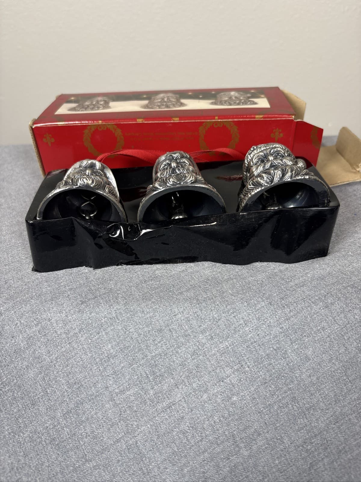 Home For The Holidays Pewter Santa Claus Bell Ornaments Set of 3 - Thumbnail 3
