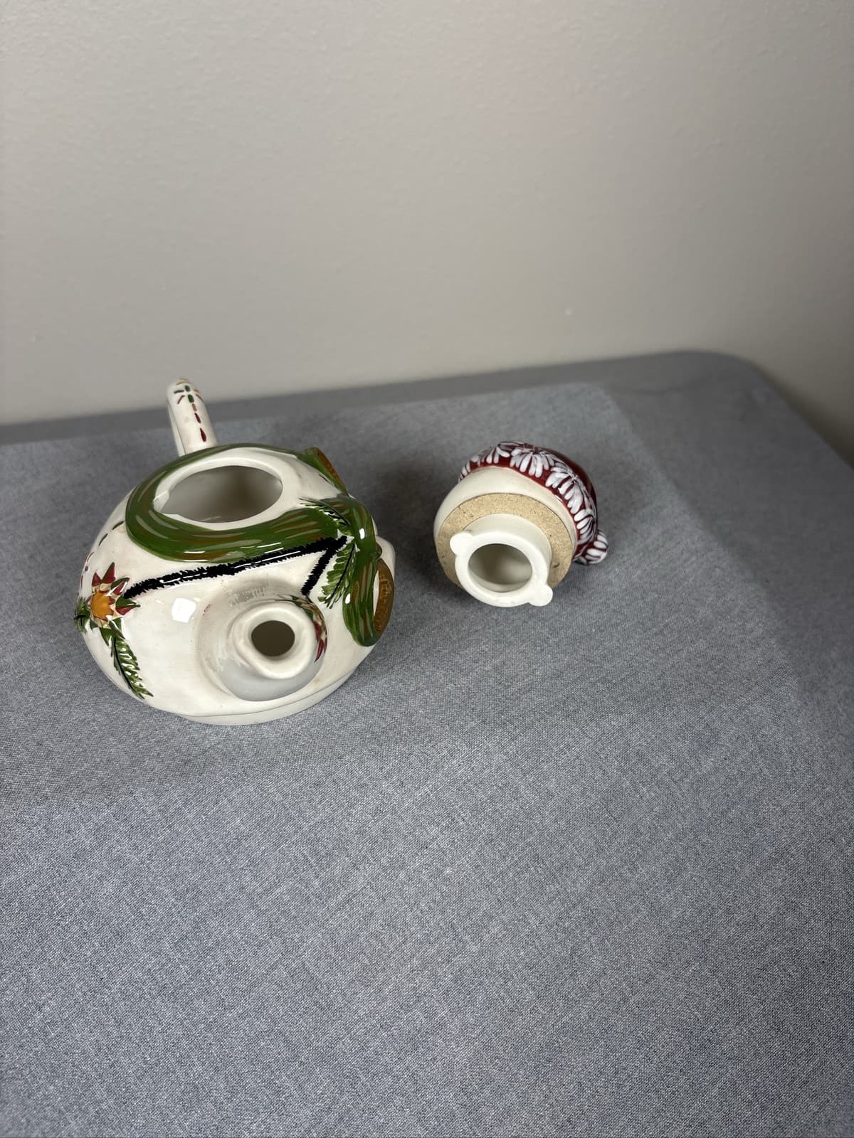 Tracy Porter Jingle Bell Lets Hang Mistletoe Snowman Christmas Teapot - Thumbnail 5