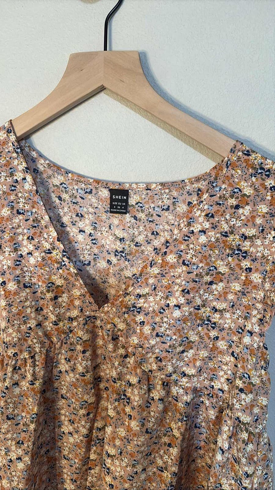 SHEIN Floral V-Neck Short Sleeve Dress Women's S 4 Pink Ditsy - Thumbnail 2