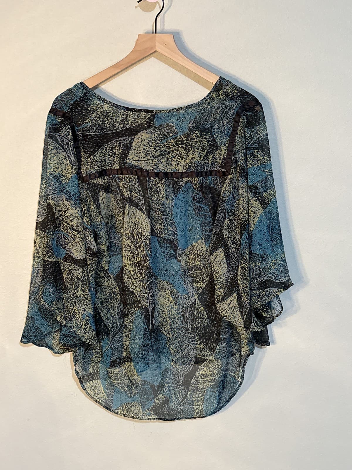 Chelsea & Theodore L Teal Yellow Black Abstract Leafy Blouse Top Polyester - Thumbnail 3