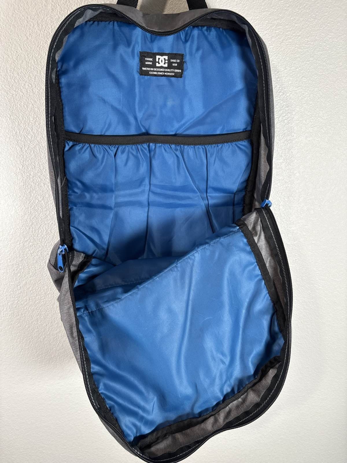DC Shoes Co USA Gray Skater Backpack Blue Zipper School Bag - Thumbnail 3