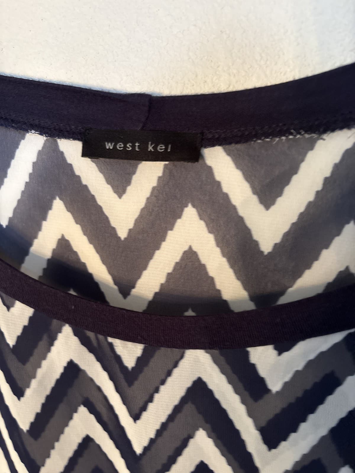 West Kei Black White Zig Zag Chevron Print 3/4 Sleeve Tunic Top L - Thumbnail 3