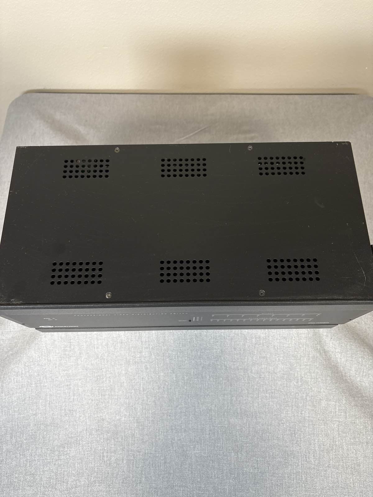 Crestron CNX-PVID8X4 Video Distribution Switcher - Thumbnail 2