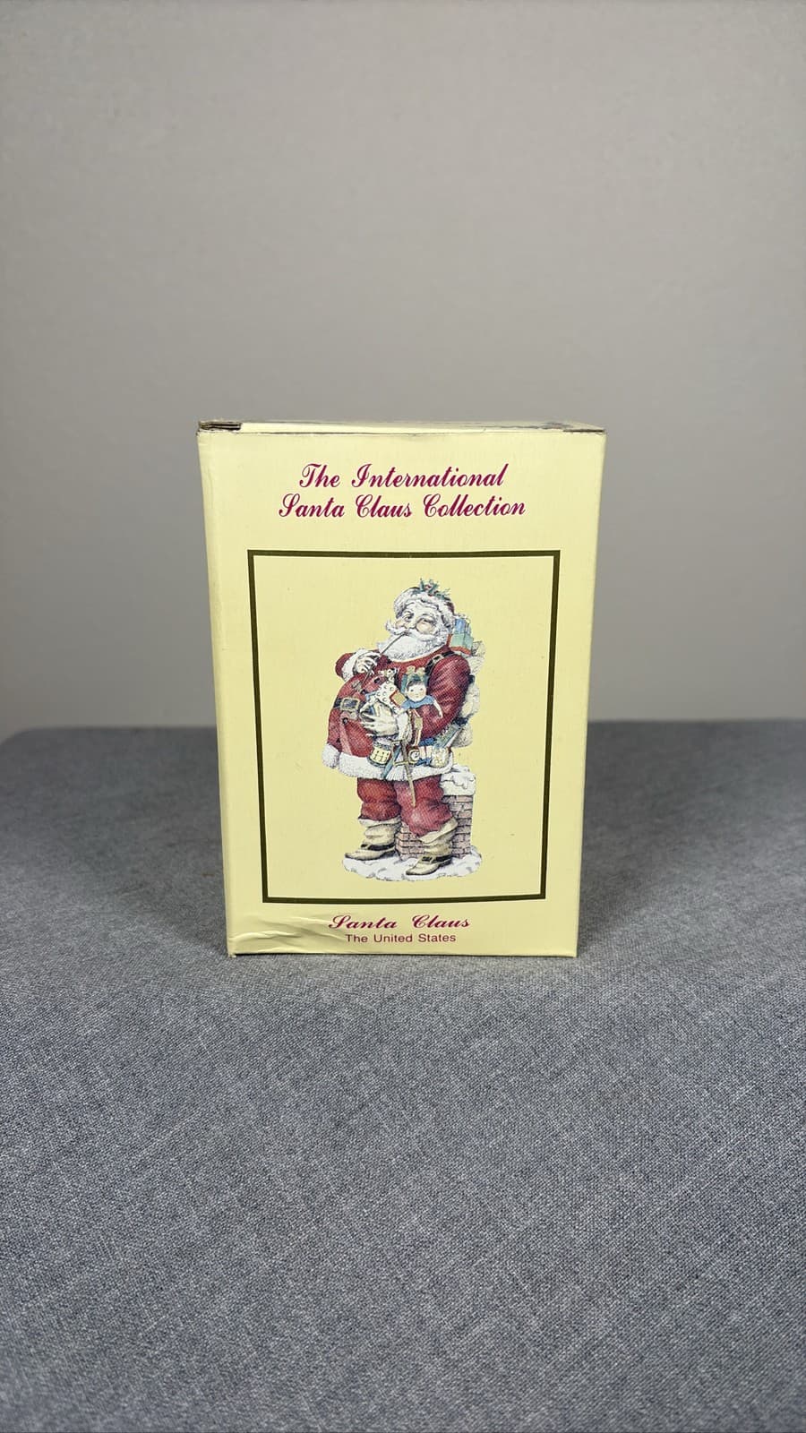 International Santa Claus Collection United States 1992 Figurine