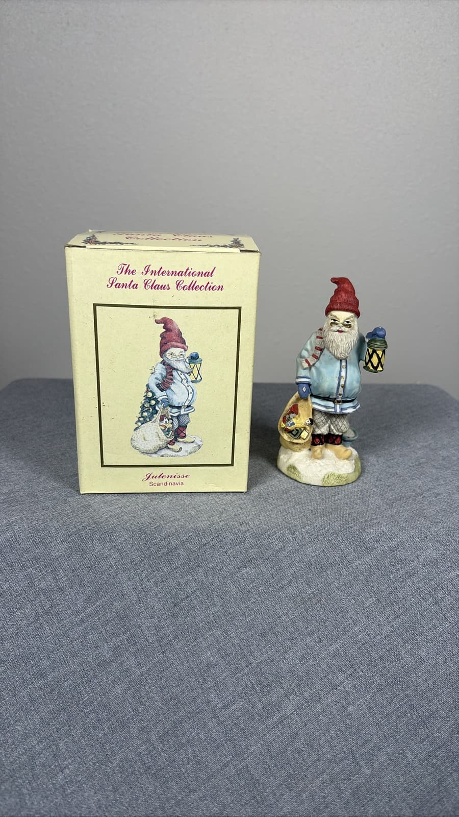 International Santa Claus Collection Julenisse Scandinavia SC07 Box