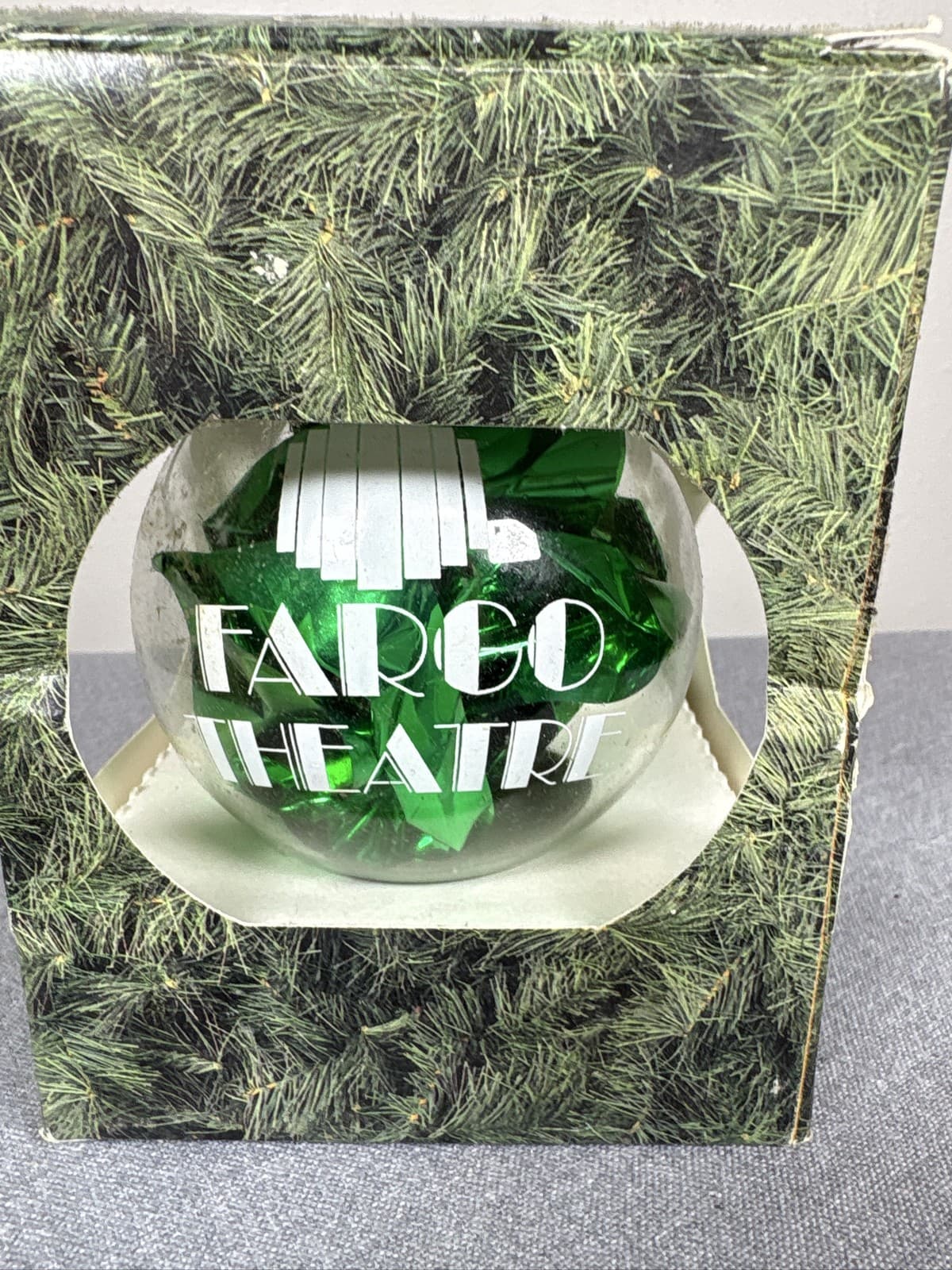 Fargo Theatre Green White Glass Ball Christmas Ornament ND Souvenir in Packaging - Thumbnail 3