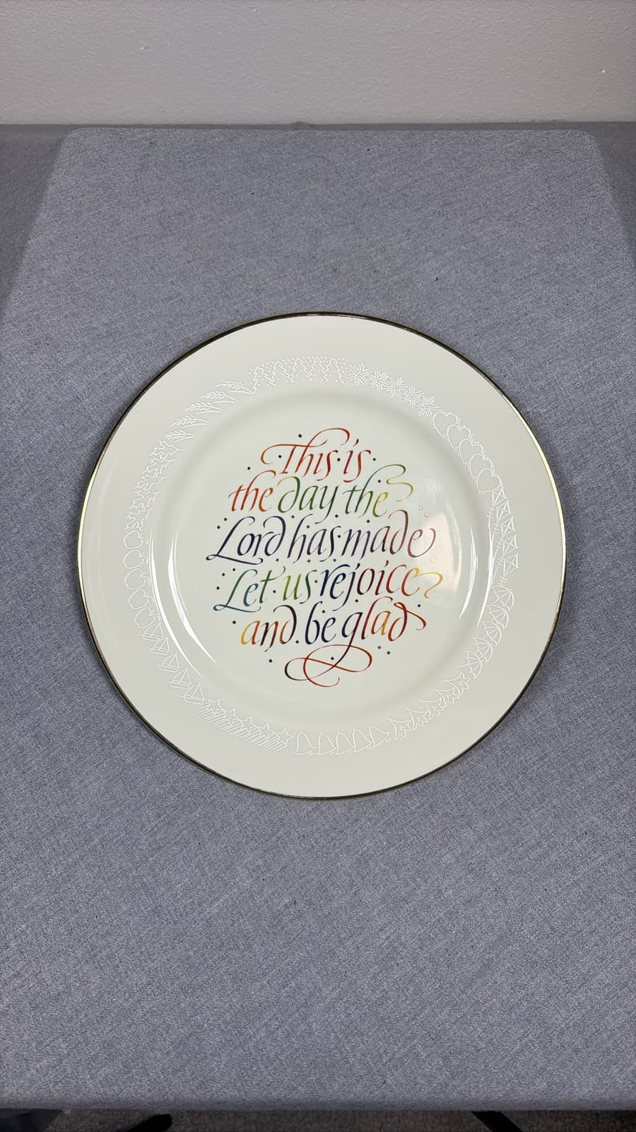 Roman Inc Memories Plate This is the Day the Lord Has Made 10.5