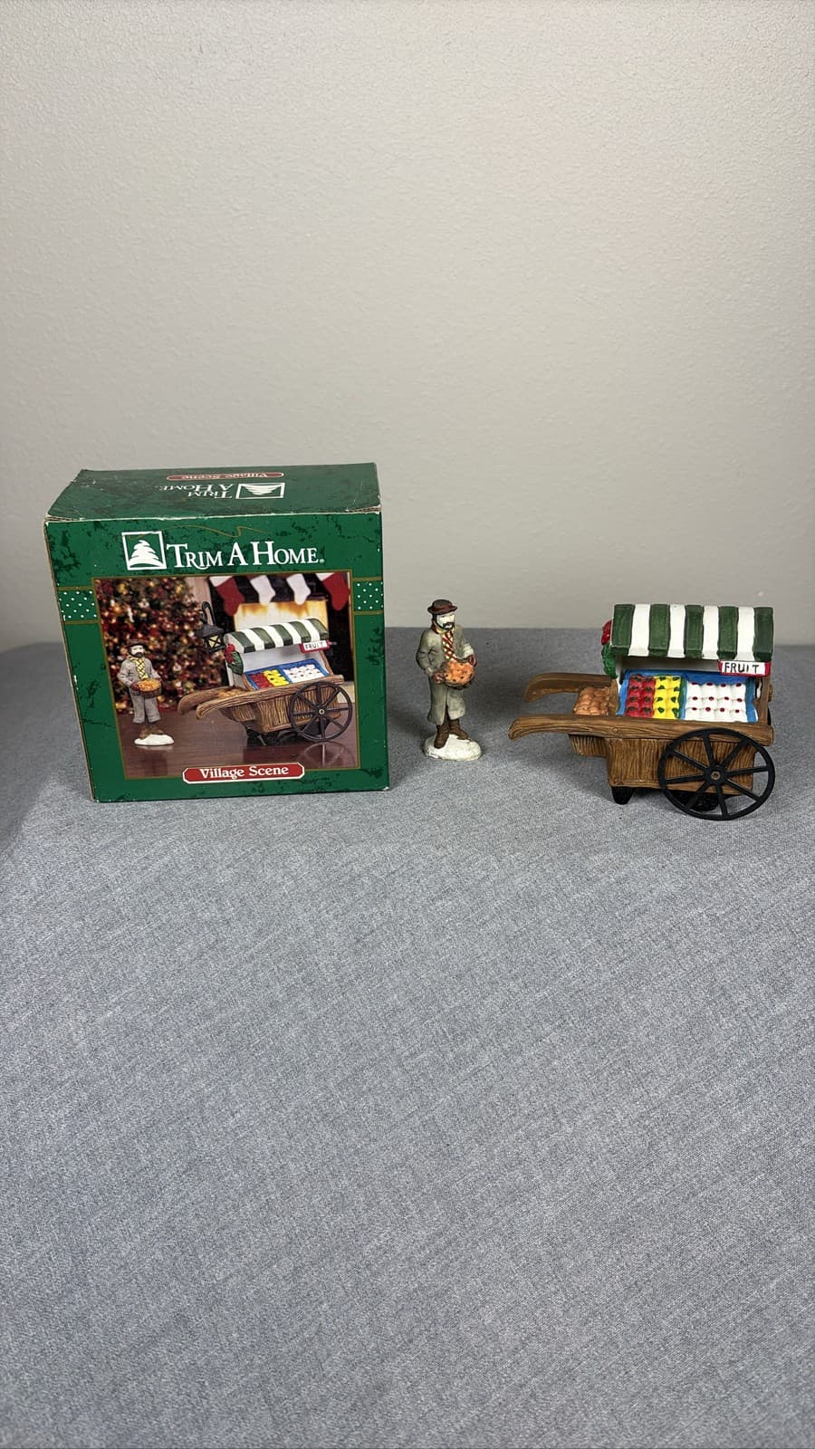 Trim A Home Christmas Village Scene Fruit Cart Peddler Figurine Set in Box