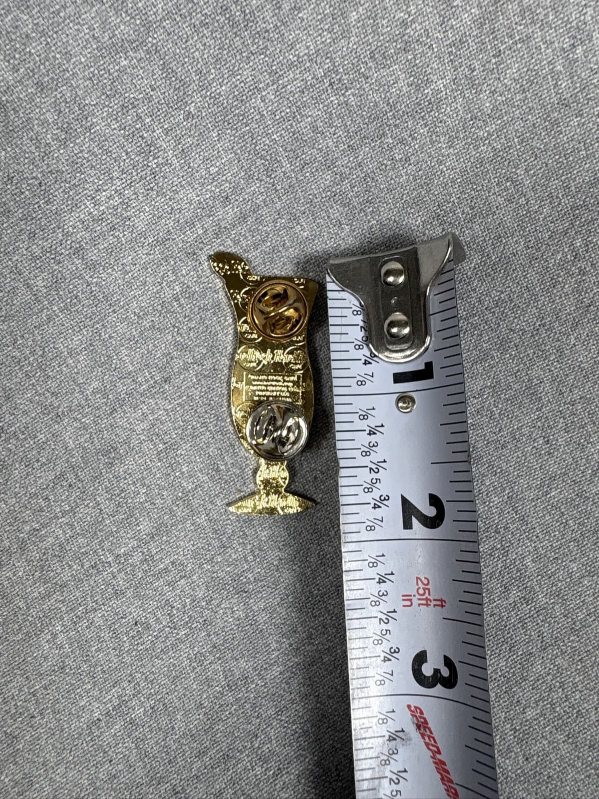 Hard Rock Cafe Orlando Dinosaur Hurricane Glass Green Glitter Pin - Thumbnail 3