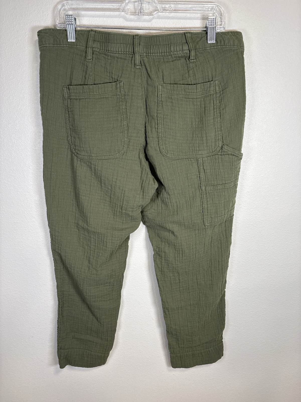 Old Navy Women's 12 Olive Green Cargo Jogger Pants - Thumbnail 2