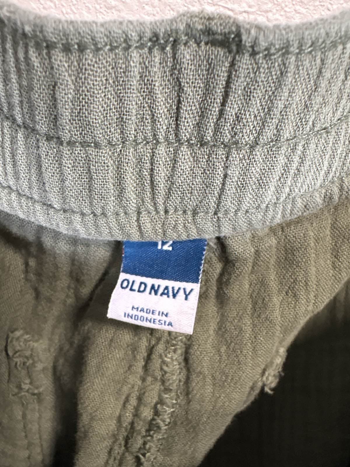 Old Navy Women's 12 Olive Green Cargo Jogger Pants - Thumbnail 3