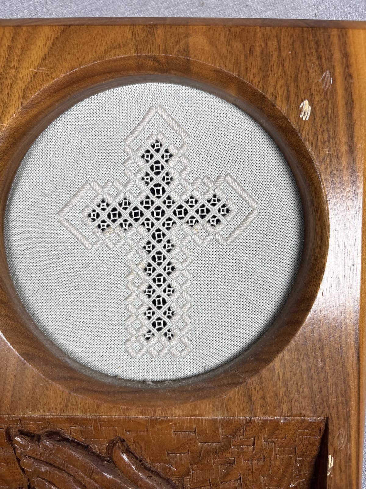 Wood Carved Praying Hands Cross Plaque Religious Wall Decor Christian - Thumbnail 6