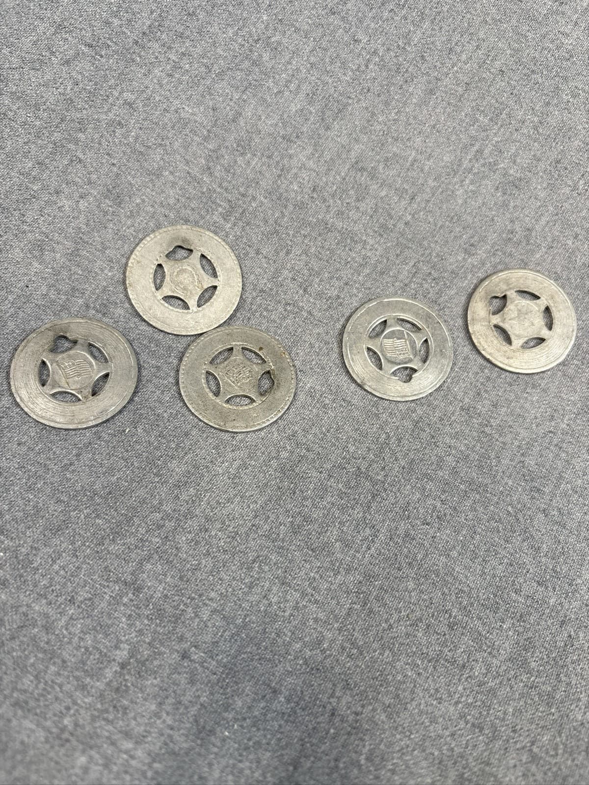 Newport Creamery Cow Tokens 1940-1990 - Thumbnail 2