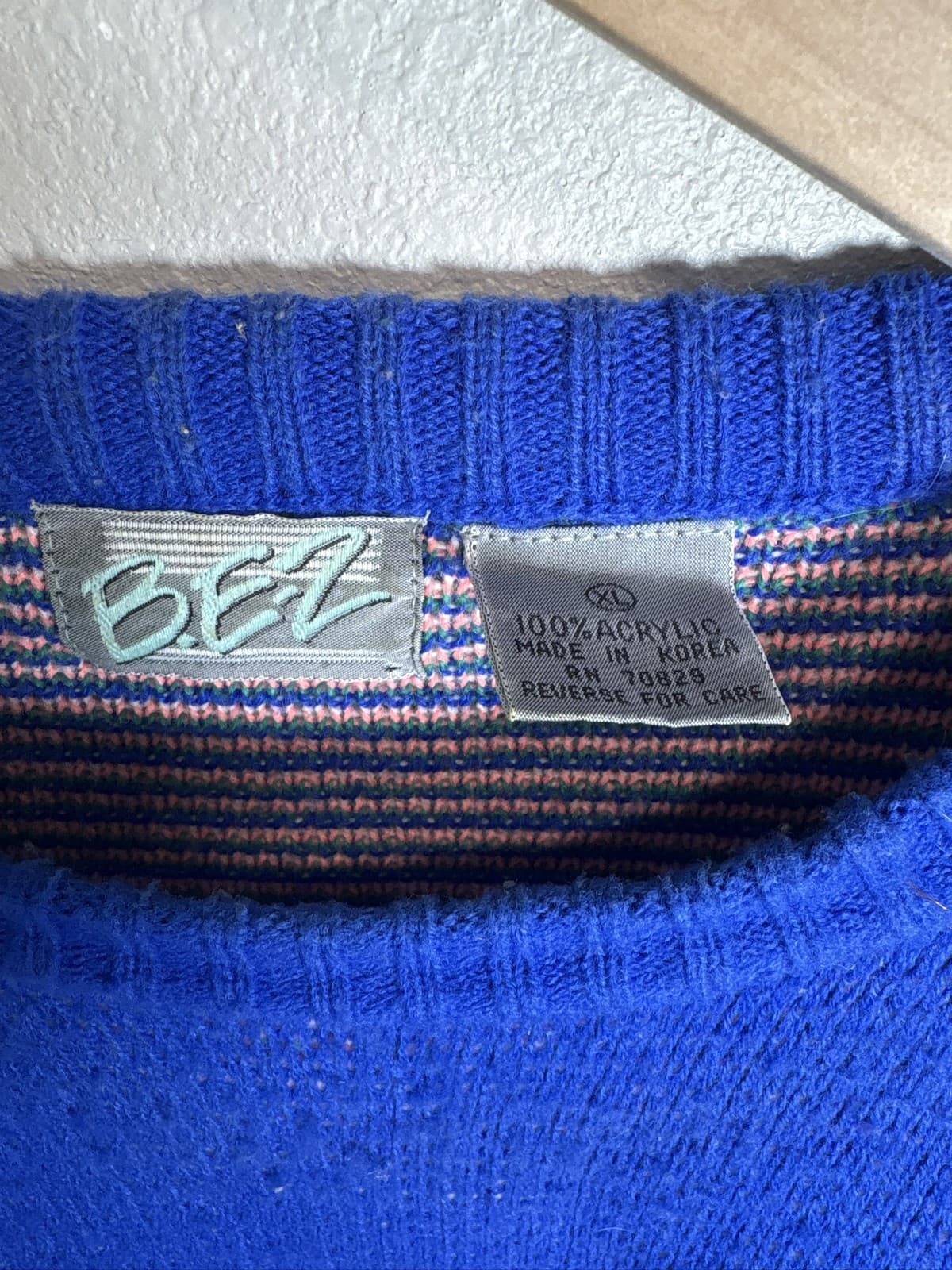 Vintage 80’s B. E-Z Men XL Blue Acrylic Knit Crewneck Sweater Pattern - Thumbnail 4
