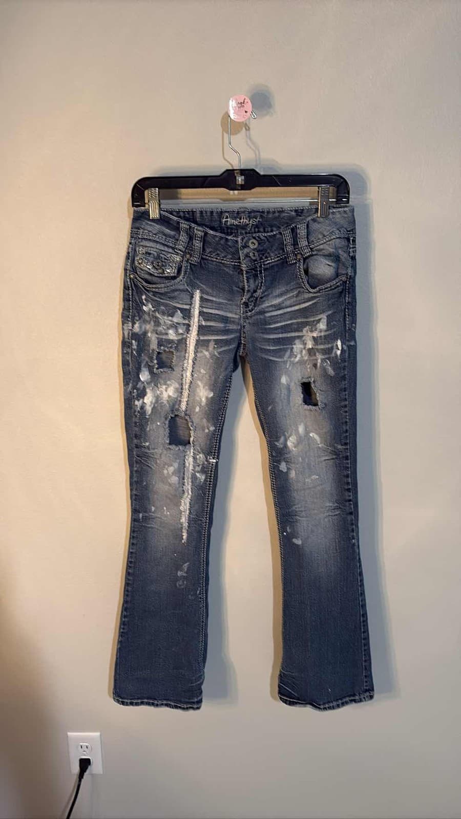 Amethyst Womens Distressed Bootcut Jeans Blue Paint Splatter Size 7