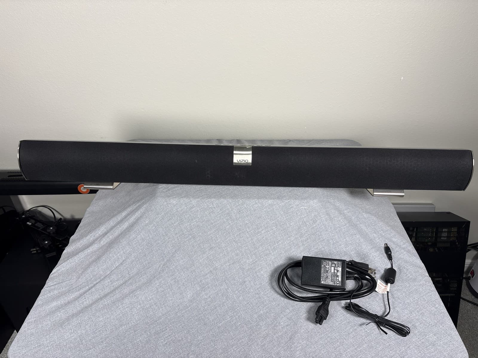 Vizio VSB200 High Definition Sound Bar Speaker Home Theater System