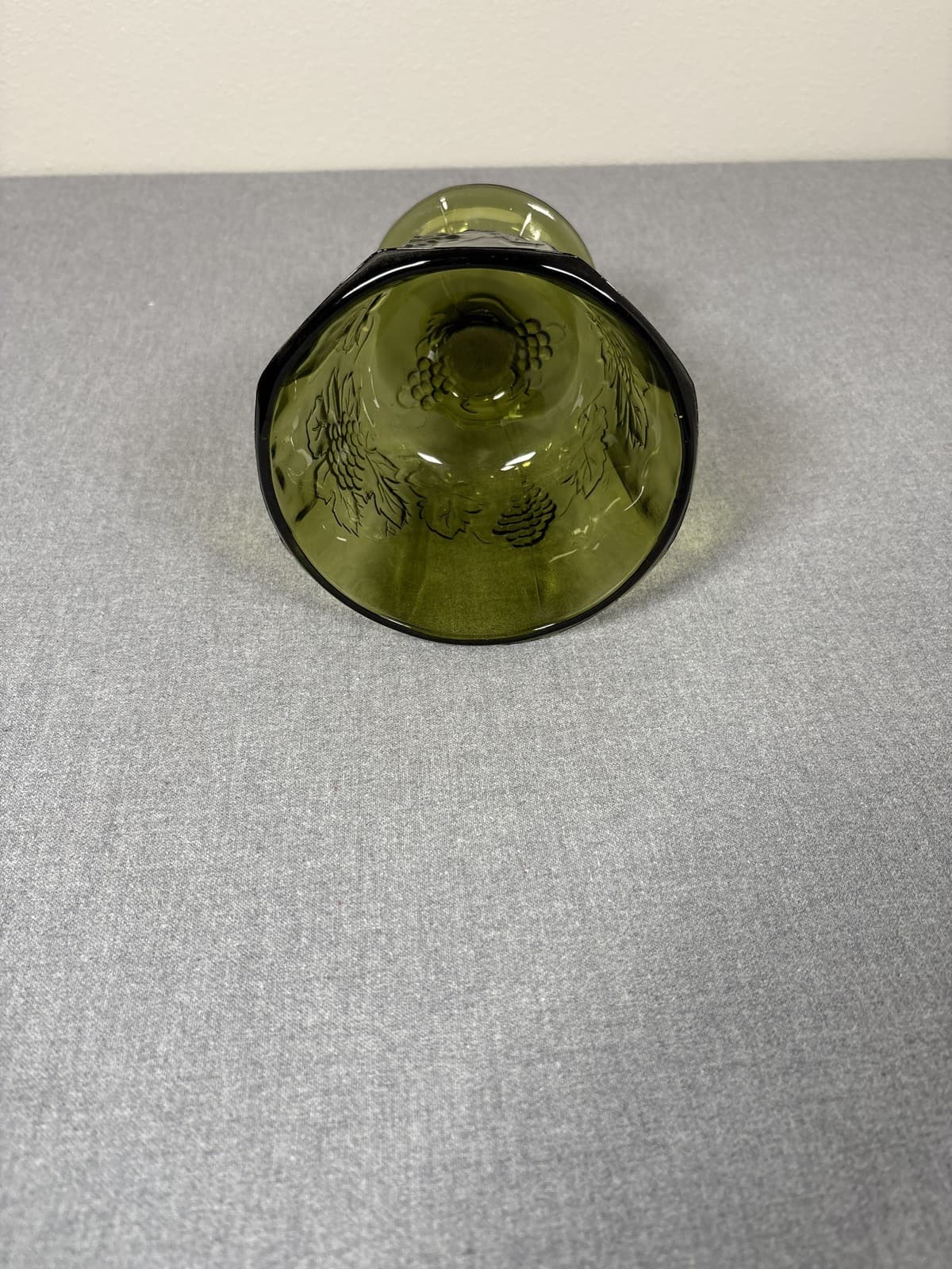Vintage Indiana Glass Green Harvest Grape Pedestal Compote Candy Dish MCM - Thumbnail 3