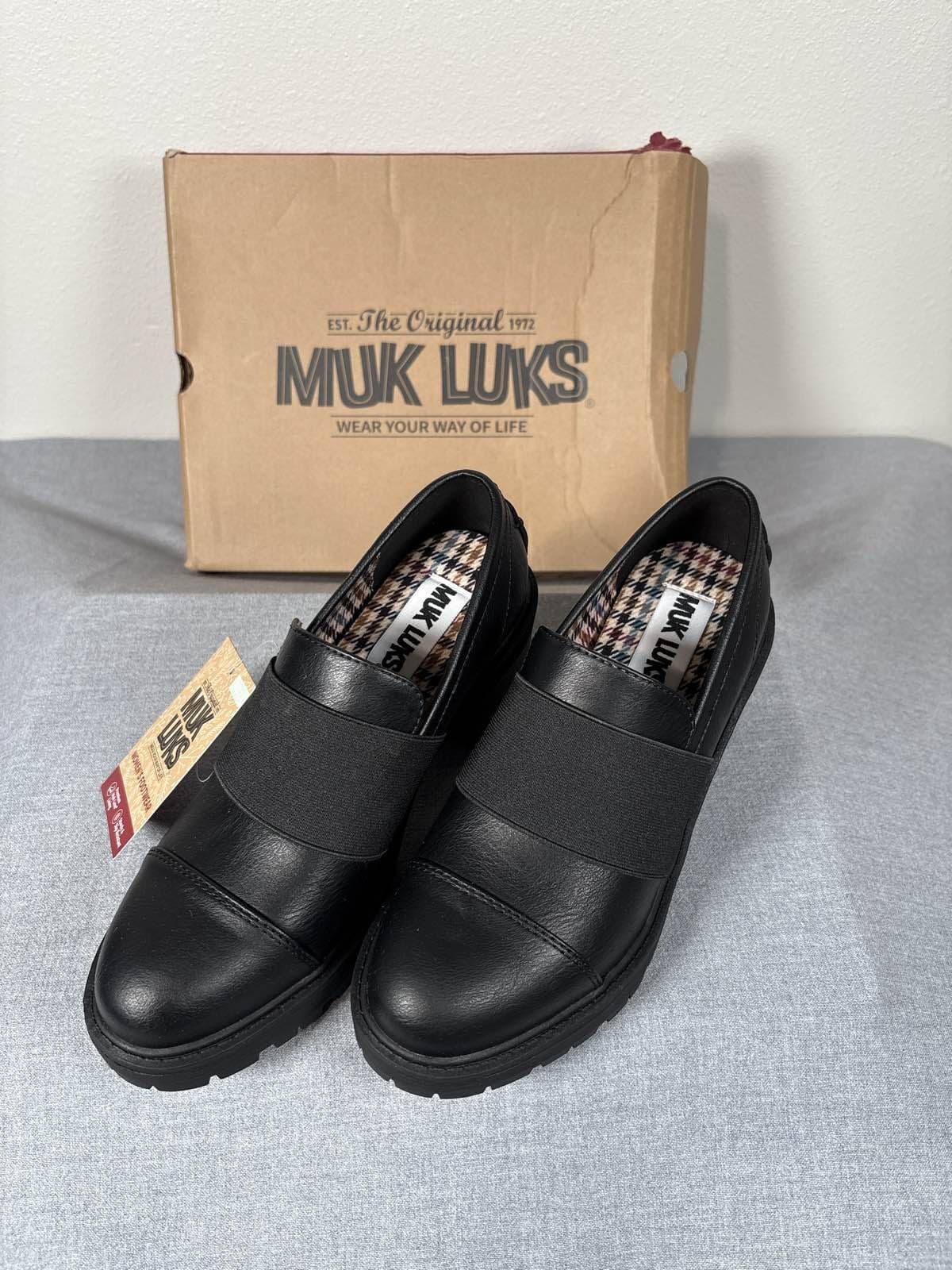MUK LUKS Lucy Lettie Women's Black Slip On Loafers Casual Comfort Shoes 7.5