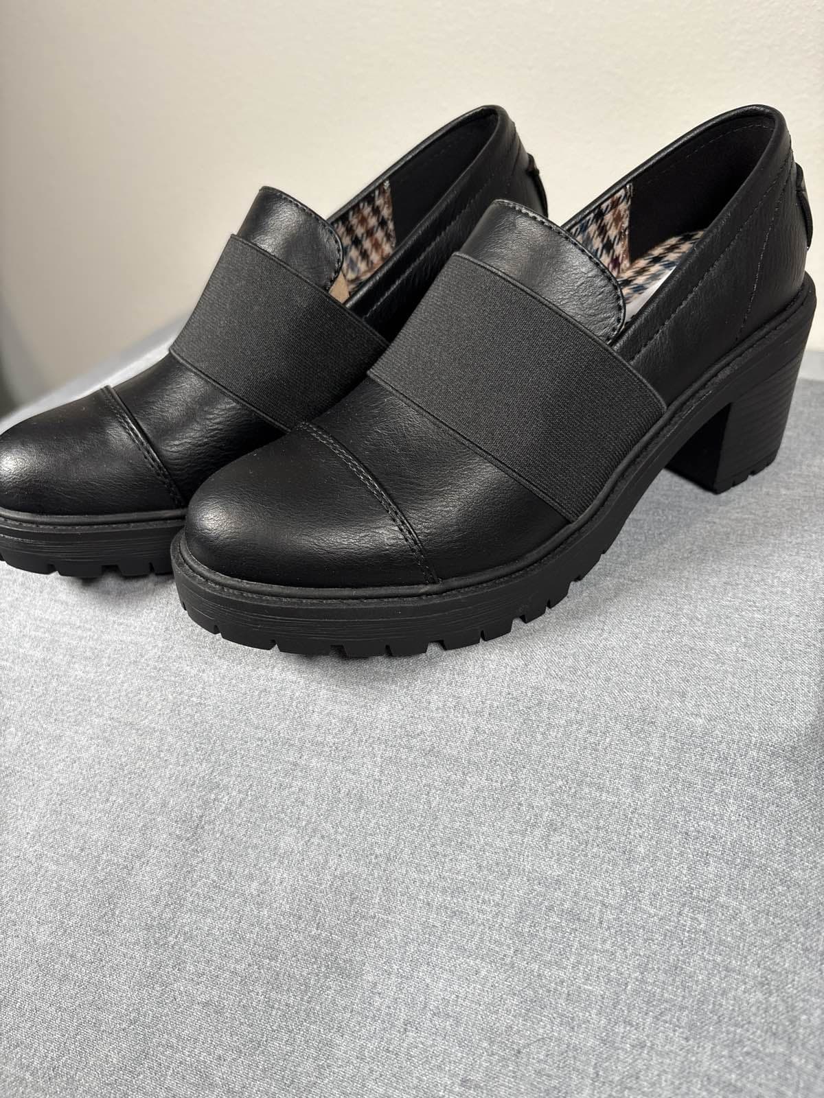 MUK LUKS Lucy Lettie Women's Black Slip On Loafers Casual Comfort Shoes 7.5 - Thumbnail 2