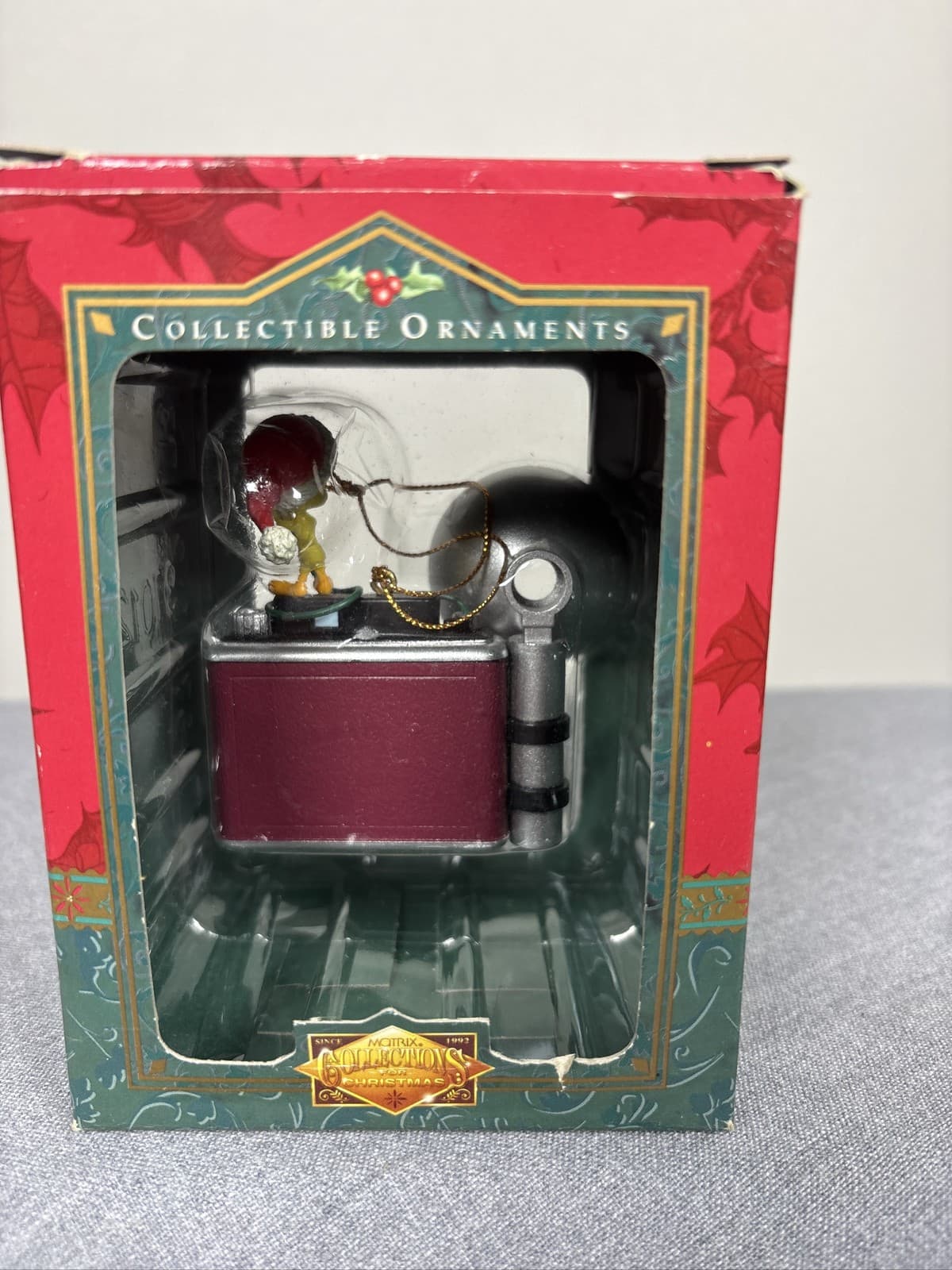 Matrix Looney Tunes Tweety Bird Camera Christmas Ornament 1997 - Thumbnail 2