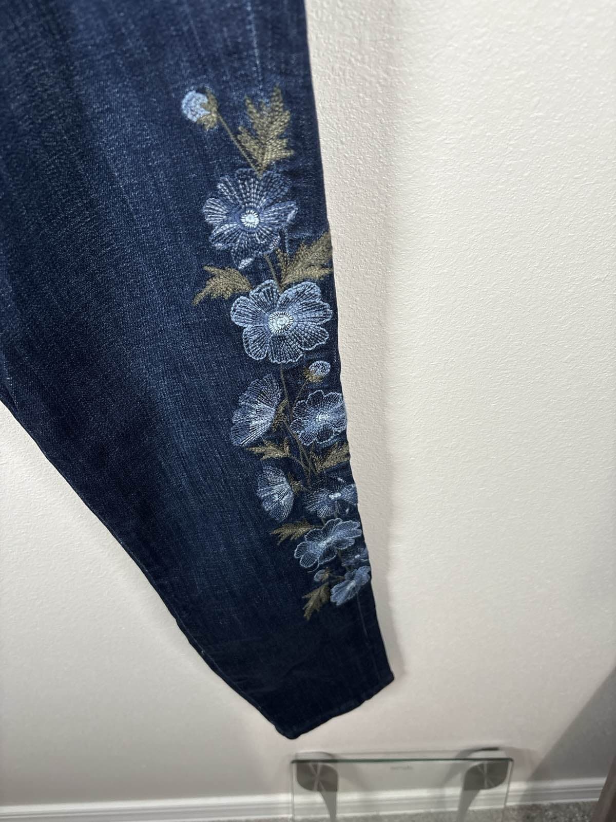 JAG Sheridan Skinny Mid Rise Jeans Women's 6/28 Dark Blue Denim Floral Stiching - Thumbnail 5